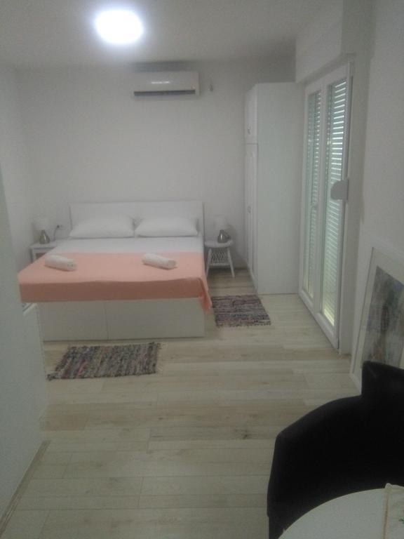 Apartman Park 트레빈예 외부 사진